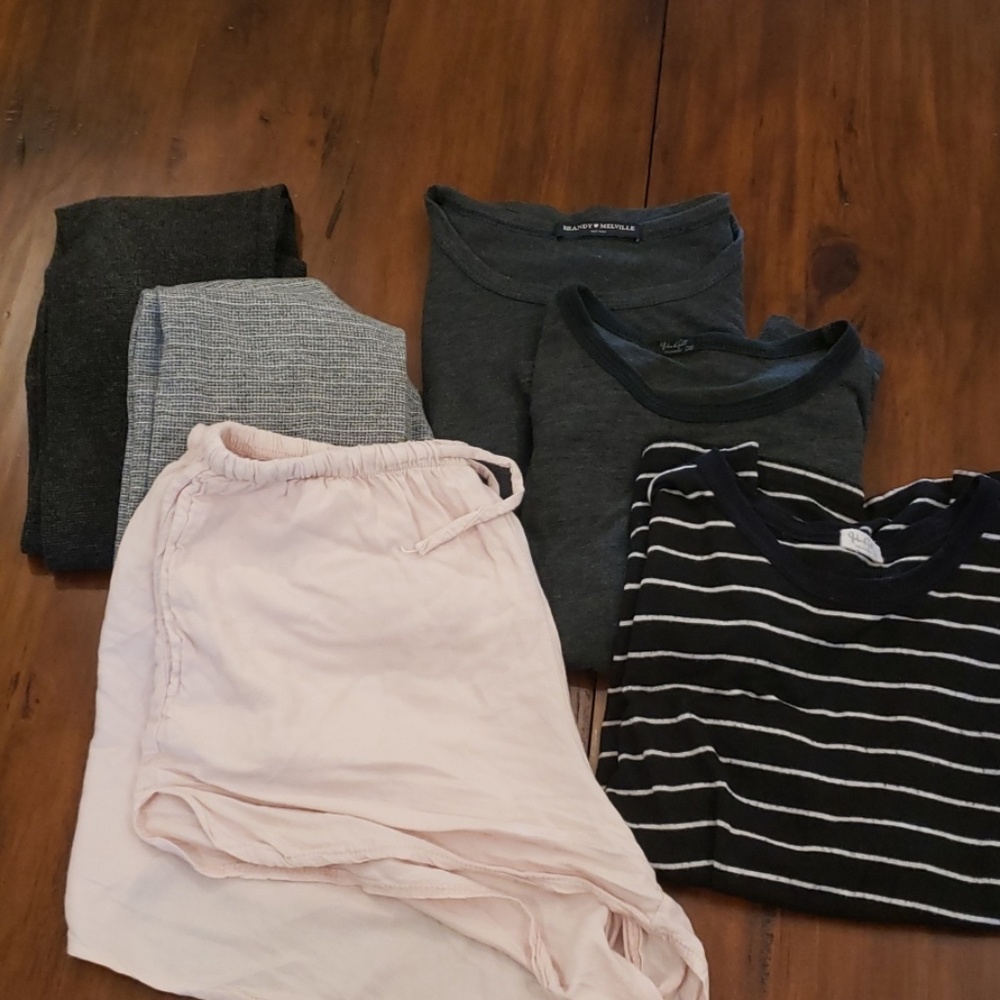 BRANDY MELVILLE BUNDLE